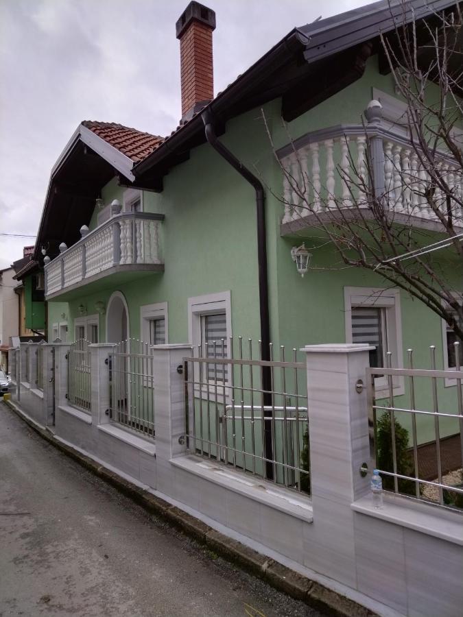 Ferienwohnung Uspinjaca SJJ Exterior foto